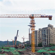 Stavebný vežový žeriav s dĺžkou 75 m